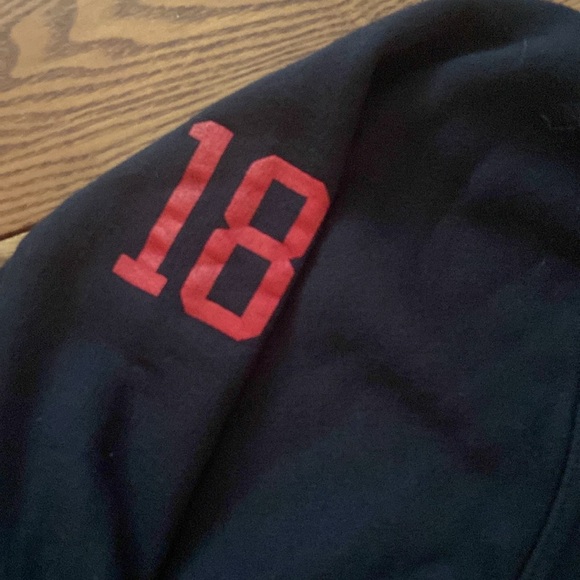 Manchester United Hoodie - Picture 4 of 5
